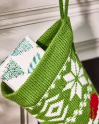Dibor Set of 4 Green Santa Hats Chunky Knit Xmas Gift Christmas Stocking - Size: 4 Pack - thumbnail 4