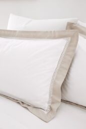 Bianca 'Oxford Lace' 200 Thread Count Cotton Duvet Cover Set in Natural - Size: King - thumbnail 2