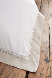 Bianca 'Oxford Lace' 200 Thread Count Cotton Duvet Cover Set in Natural - Size: King - thumbnail 3