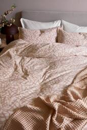 Abigail Ahern x Murmur 'Oonagh' Cotton Duvet Cover Set in Pink - Size: Double - thumbnail 4