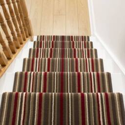 runrug Stair Runner Carpet for Staircases - Soft & Comfy, 9mm - 'Strike' in Red - Size: 60 cm x 660 cm - thumbnail 3