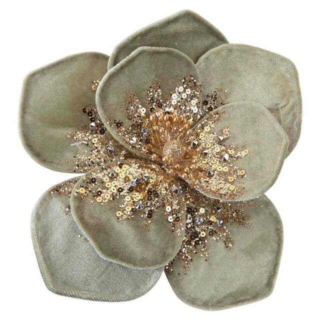 VFM e-Store Christmas Velvet Flower Decoration 11cm x 11cm Green X 1 - Size: 11 cm x 11 cm - image 1