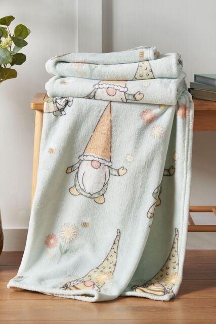 Catherine Lansfield 'Spring Gonks' Cosy Fleece Blanket Throw in Light Green - Size: 130 cm x 170 cm - image 1