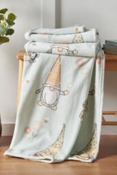 Catherine Lansfield 'Spring Gonks' Cosy Fleece Blanket Throw in Light Green - Size: 130 cm x 170 cm - thumbnail 1
