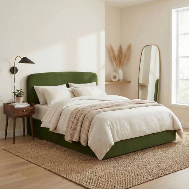 FurnitureboxUK Amelie Green Velvet Ottoman Double Bed Frame - Size: King - image 1