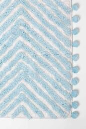 Homescapes Bath Mat Tufted Zig Zag 100% Cotton with Pom Pom Edges in Blue - thumbnail 2