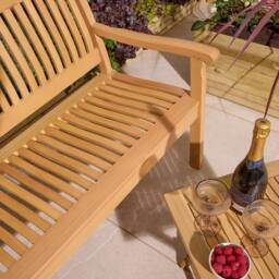 Rowlinsons 1.5m Farnham Bench - Timber - L72 x W161 x H87 cm in Brown - thumbnail 4