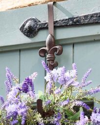 Dibor Fleur De Lys Door Wreath Hanger Antique Brown Gothic Style Wreath Bracket Holder in Black - thumbnail 3