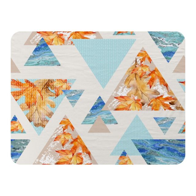 Benjamin Tate Design Triangles With Maple Oak Leaves Marble Blanket in Natural - Size: 120 cm x 150 cm - image 1