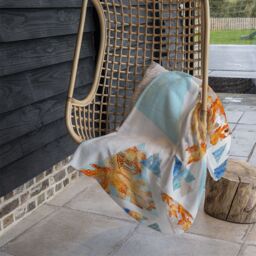 Benjamin Tate Design Triangles With Maple Oak Leaves Marble Blanket in Natural - Size: 120 cm x 150 cm - thumbnail 4