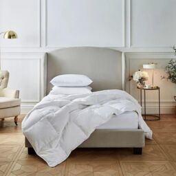 Liddell Luxury Hotel Quality Duck Down Duvet 13.5 Tog in White - Size: Single - thumbnail 1