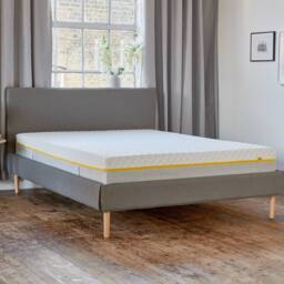 Eve The Premium Hybrid Mattress in White - Size: King - thumbnail 3