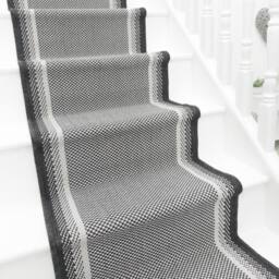 runrug Stair Runner Carpet - Reversible & Durable, 2mm - 'Geo' in Black - Size: 60 cm x 540 cm - thumbnail 1