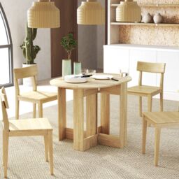 HOMCOM Folding Dining Table Foldable Drop Leaf Dinner Table for Kitchen in Light Oak