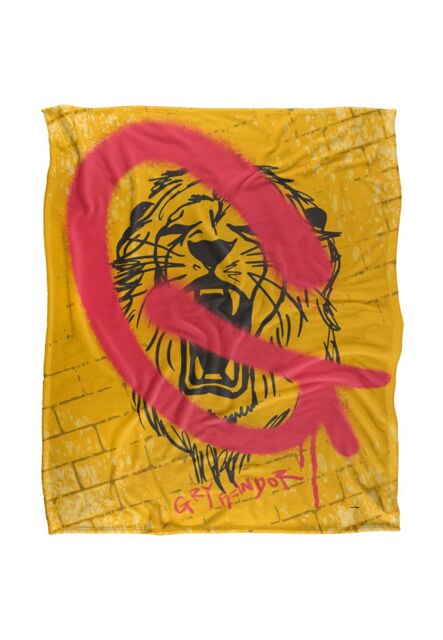 Warner Brothers Harry Potter Gryffindor Graffiti Blanket 152 x 127 cm in White - image 1