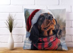 Warren Reed - Designer Christmas Gordon Setter Cushion in Black - Size: 45 cm x 45 cm - thumbnail 2