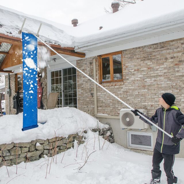 Costway 148-610CM Snow Roof Rake Adjustable Snow Cleaning Tool Lightweight Roof Rake - image 1