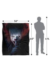 Warner Brothers IT Silky Touch Super Soft Throw Blanket 152x127cm in White - Size: 152x127 cm - thumbnail 3