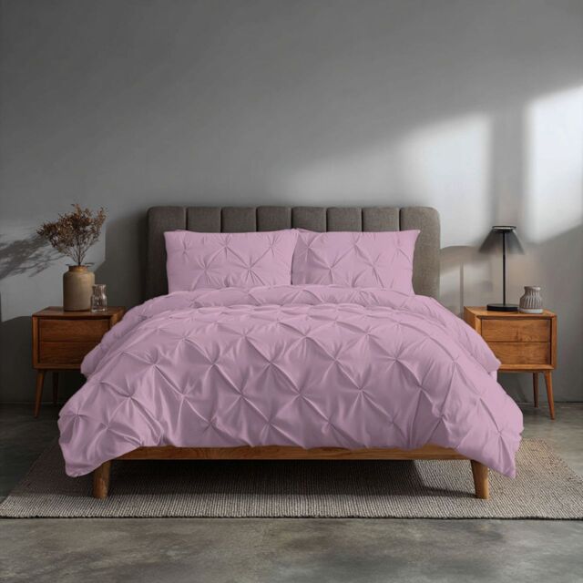 Snug City Pintuck Pinch Pleated Polycotton Duvet Cover & Pillowcase/s Set Bed Linen in Pink - Size: King - image 1