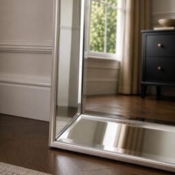 Yearn Mirrors Bevelled Tray Rectangle Mirror 102x74cm in Metallic Silver - Size: 102x74 cm - thumbnail 4