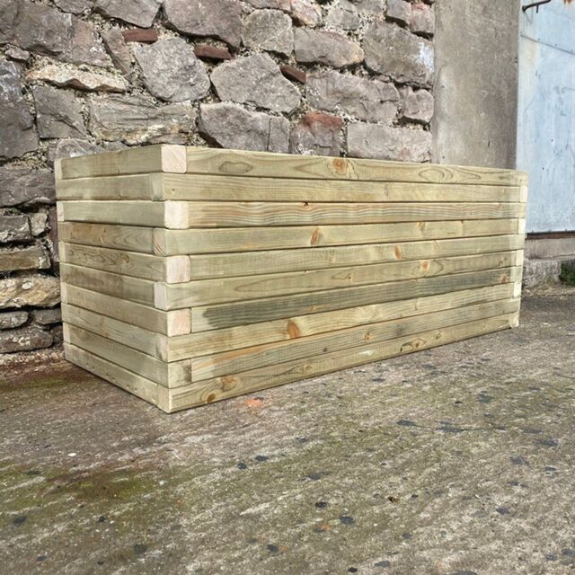 Buttercup Farm Norfolk Planter - Wood - L60 x W30 x H30 cm in Brown - image 1