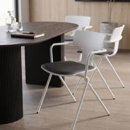 Wyld and Coco Set of 2 Conference Chairs White Shell Black PU Cushion Metal Legs - thumbnail 1