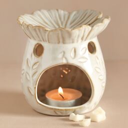 Lisa Angel Women's Ceramic Secret Garden Wax Melt Burner in Off-White - thumbnail 1