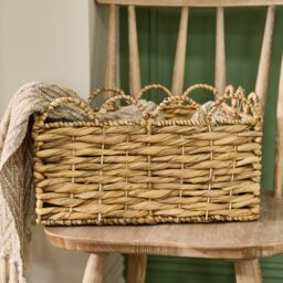 Dibor Woven Medium Scalloped Water Hyacinth Indoor Storage Basket in Beige - thumbnail 3