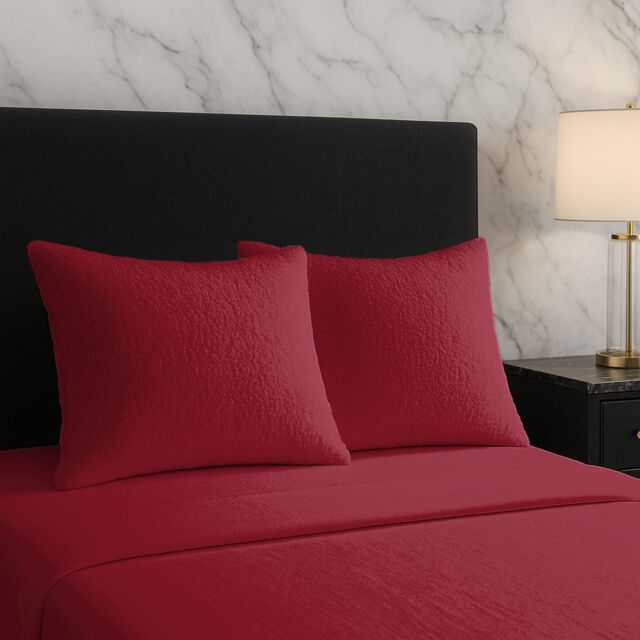 Snug City Teddy Bear Fleece Super Soft Cosy Pillow Case Pair in Red - Size: Standard Pillow Case - image 1