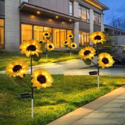 Garden Greatness 3 Head Solar Sunflower Garden Light Outdoor LED Stake - Size: 1 Pack - thumbnail 2