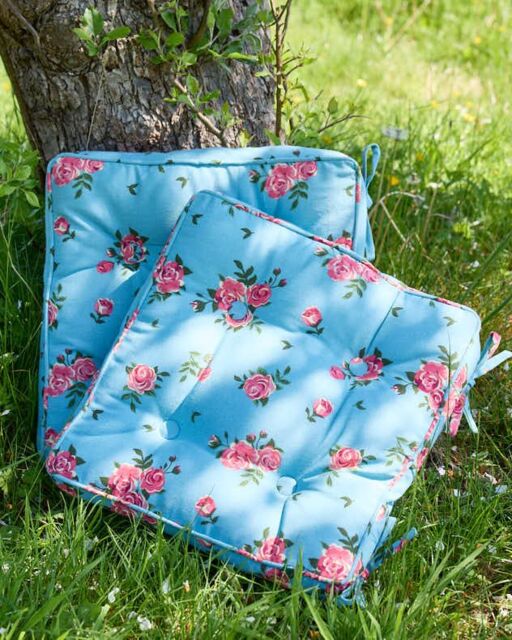 Dibor Set of 4 Floral Blue Summer Outdoor Garden Chair Seat Pad Box Cushions W45 x L45cm - Size: 45 cm x 45 cm - image 1