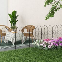 OUTSUNNY Garden Fencing Panels, 32in x 10ft Flower Bed Border Edging Animal, Metal in Black