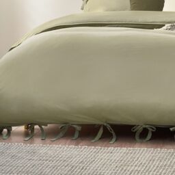 Yard Mallow Bow Tie 100% Cotton Duvet Cover Set in Light Green - Size: King - thumbnail 4