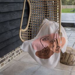 Benjamin Tate Design modern contemporary minimalist woman portrait Designer Blanket in Natural - Size: 120 cm x 150 cm - thumbnail 3