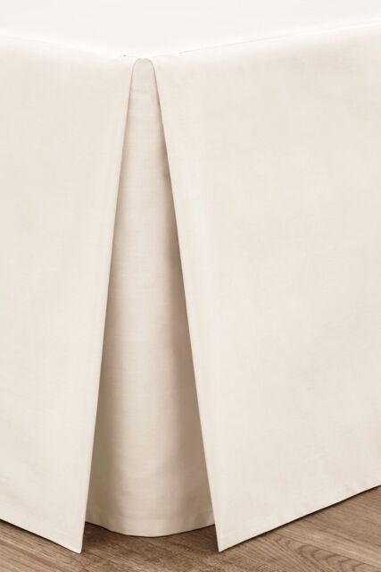 Catherine Lansfield Easy Iron 180 Thread Count Polycotton Percale Base Valance Sheet in Cream - Size: Single - image 1