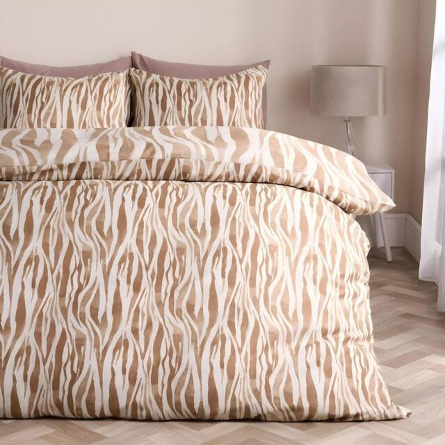 OHS Watercolour Zebra Print Microfibre Duvet Cover Bedding Set in Tan - Size: Super King - image 1