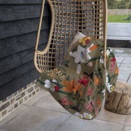 Benjamin Tate Design Selection Of Flowers Blanket in Natural - Size: 120 cm x 150 cm - thumbnail 4