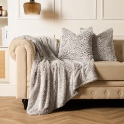 OHS 2 Pack Two Tone Faux Fur Soft Fleece Filled Cushion Covers - 45 x 45cm in Natural - Size: 45 cm x 45 cm - thumbnail 5