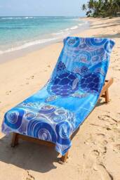 Living and Home Lightweight Large Microfibre Beach Towel in Blue - thumbnail 4