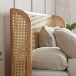 Birlea Rattan Bed Frame Venice Oak 4FT6 135cm Wrap Around in Beige - Size: King - thumbnail 4