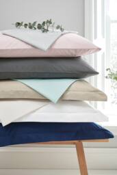 Helena Springfield 'Extra Deep Plain Dye' 180TC Fitted Sheet in Navy - Size: Single Fitted - thumbnail 2