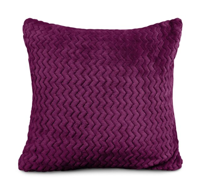 Velosso Plush Texture Chevron Pattern Cushion, Velvet Look with Zip Closure in Aubergine - Size: 43 cm x 43 cm