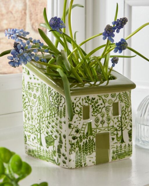 Dibor Green Ceramic Flower Pot Planter Rustic House Planter Indoor Succulent Cacti Herb Pot (H)13cm, (W)10.5cm - image 1