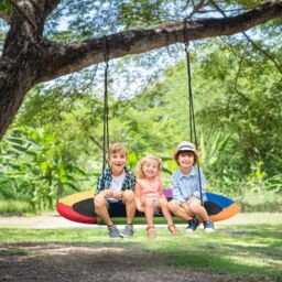 Costway 150 cm Oval Swing with Height-Adjustable Rope for Outdoor Indoor - thumbnail 3