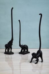Orsina Fauna Elephant Toiler Roll Holder in Black - thumbnail 4