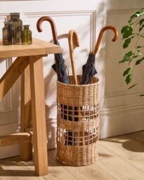 Dibor Traditional Style Willow Wicker Home Decor Umbrella Stand in Natural