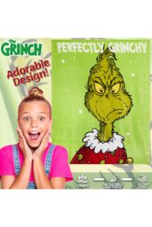 The Grinch Fleece Blanket in Green - thumbnail 3