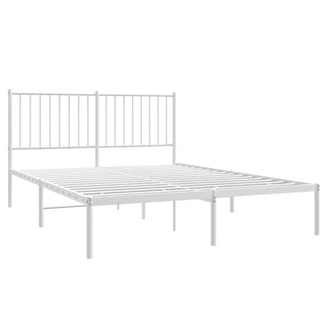 Berkfield Home Metal Bed Frame with Headboard White 140x200 cm - image 1