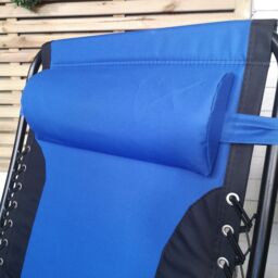 Samuel Alexander Set of 2 Luxury Padded Multi Position Zero Gravity Garden Relaxer Chair Lounger in Blue & Black - thumbnail 4