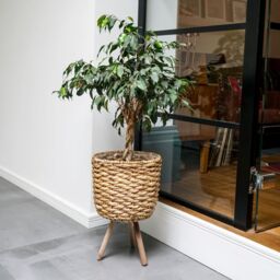 Ivyline Water Hyacinth Lined basket on Legs H45Cm D30Cm in Natural - thumbnail 2